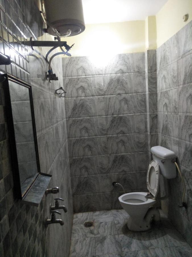 Hotel Shiv Mahima Inn By Wb Inn Prayagraj Ngoại thất bức ảnh